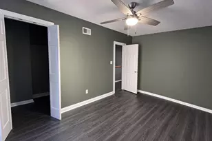 1131 E Grant Dr, Des Plaines, IL 60016 - Photo 19
