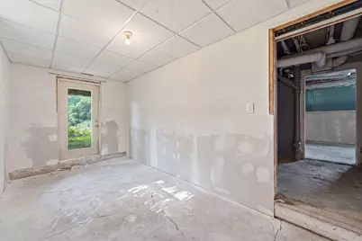 627 E Main Street, Ottawa, IL 61350 - Photo 21