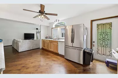 627 E Main Street, Ottawa, IL 61350 - Photo 7