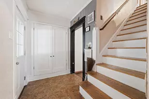 627 E Main St, Ottawa, IL 61350 - Photo 3
