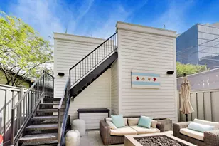 2657 W Belden Ave, Chicago, IL 60647 - Photo 41
