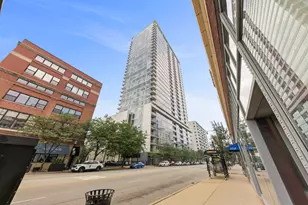 1720 S Michigan Ave, Chicago, IL 60616 - Photo 1