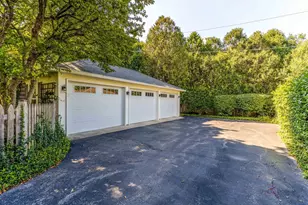 106 E Woodland Rd, Lake Forest, IL 60045 - Photo 39