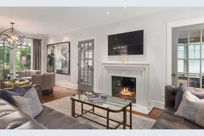 106 E Woodland Road, Lake Forest, IL 60045 - Photo 7