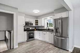 1352 Glen Ellyn Rd, Glendale Heights, IL 60139 - Photo 7