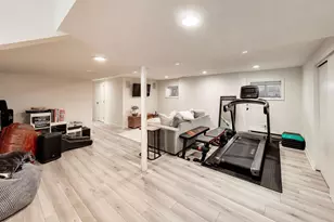 6308 N Indian Rd, Chicago, IL 60646 - Photo 27