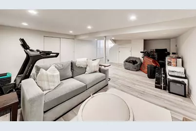 6308 N Indian Road, Chicago, IL 60646 - Photo 29