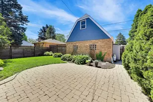 6308 N Indian Rd, Chicago, IL 60646 - Photo 37
