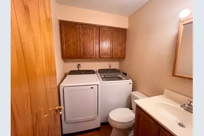 912 Hollycrest Drive, Champaign, IL 61821 - Photo 13