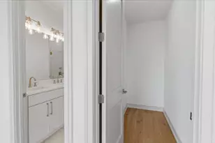 6414 N Francisco Ave, Chicago, IL 60645 - Photo 11