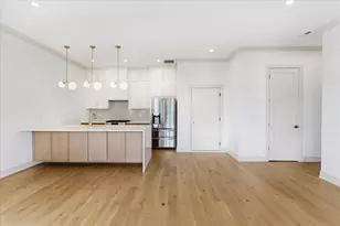 6414 N Francisco Ave, Chicago, IL 60645 - Photo 3