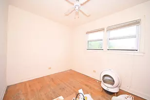 8425 Christiana Ave, Skokie, IL 60076 - Photo 13