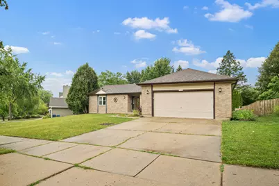 3240 Mini Drive, Wadsworth, IL 60083 - Photo 1