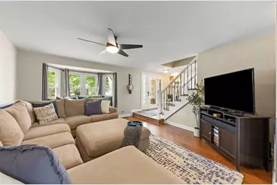1608 Lois Ann Lane, Naperville, IL 60563 - Photo 5