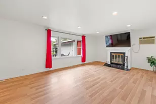 6940 Olympic Dr, Bridgeview, IL 60455 - Photo 17