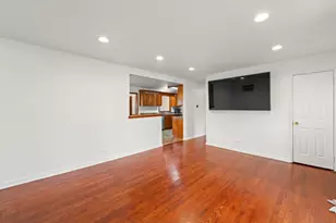 6940 Olympic Dr, Bridgeview, IL 60455 - Photo 9