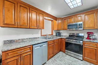 6940 Olympic Drive, Bridgeview, IL 60455 - Photo 3