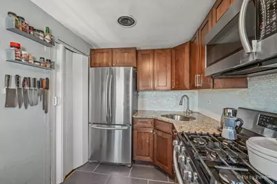 5942 W Thorndale Avenue, Chicago, IL 60646 - Photo 21