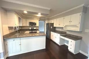 10S450 Wind Jammer Ln, Naperville, IL 60564 - Photo 11