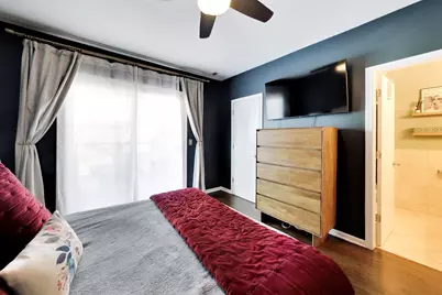 3250 N Damen Avenue #2, Chicago, IL 60618 - Photo 13