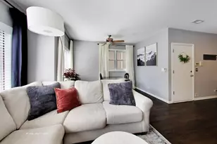 3250 N Damen Ave, Chicago, IL 60618 - Photo 5
