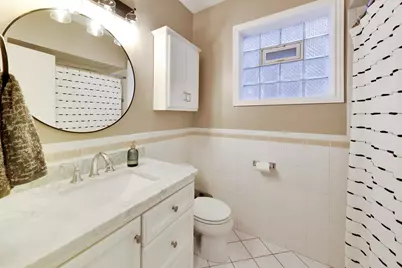 3250 N Damen Avenue #2, Chicago, IL 60618 - Photo 19