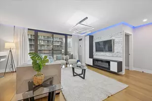 630 N State St, Chicago, IL 60654 - Photo 13