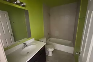 11031 S Mackinaw Ave, Chicago, IL 60617 - Photo 9