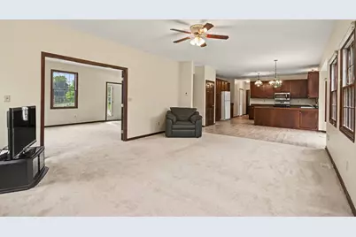 1207 David A Barry Drive, Shorewood, IL 60404 - Photo 7