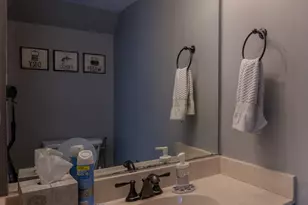 3930 Newport Way, Arlington Heights, IL 60004 - Photo 5