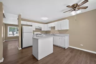 1371 Andover Dr, Aurora, IL 60504 - Photo 7