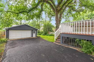 4142 Wolf Rd, Western Springs, IL 60558 - Photo 25