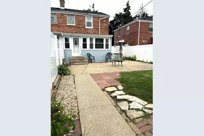 1515 N 19th Avenue, Melrose Park, IL 60160 - Photo 3