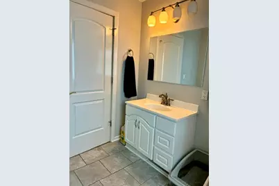 1515 N 19th Avenue, Melrose Park, IL 60160 - Photo 5
