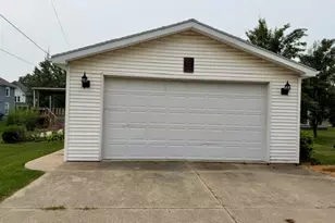 1206 Washington St, Mendota, IL 61342 - Photo 27