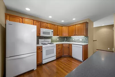 1846 Allen Lane, Saint Charles, IL 60174 - Photo 15