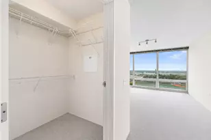 9715 Woods Dr, Skokie, IL 60077 - Photo 19