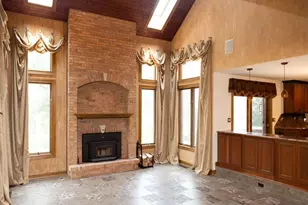 5788 E 105th Pl, Crown Point, IN 46307 - Photo 9