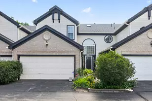 337 Kresswood Dr, West Chicago, IL 60185 - Photo 1