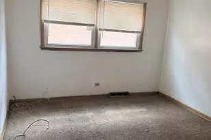 404 Prairie Ave, Calumet City, IL 60409 - Photo 15