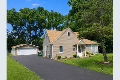 924 Hillwood Circle, Round Lake Beach, IL 60073 - Photo 1