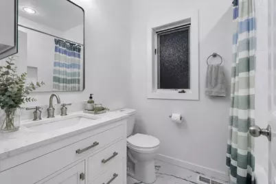 2039 W Crystal Street #2, Chicago, IL 60622 - Photo 13