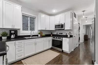 2039 W Crystal Street #2, Chicago, IL 60622 - Photo 9