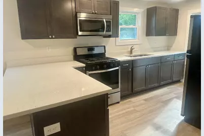 481 N Cottage Avenue, Kankakee, IL 60901 - Photo 3