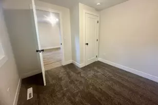481 N Cottage Ave, Kankakee, IL 60901 - Photo 7