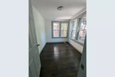 7953 S Essex Avenue #2, Chicago, IL 60617 - Photo 11