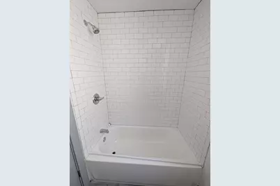 7953 S Essex Avenue #2, Chicago, IL 60617 - Photo 7