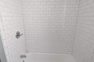 7953 S Essex Ave, Chicago, IL 60617 - Photo 7