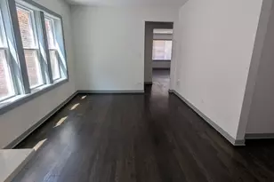 7953 S Essex Ave, Chicago, IL 60617 - Photo 5