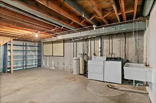 318 Laurel Ln, Dekalb, IL 60115 - Photo 23
